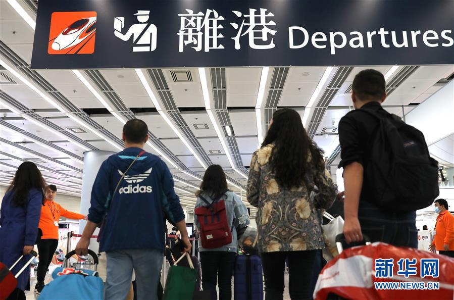 （港澳台&middot;新春走笔&middot;图文互动）（4）两大跨境工程为香港新春市场注入活力