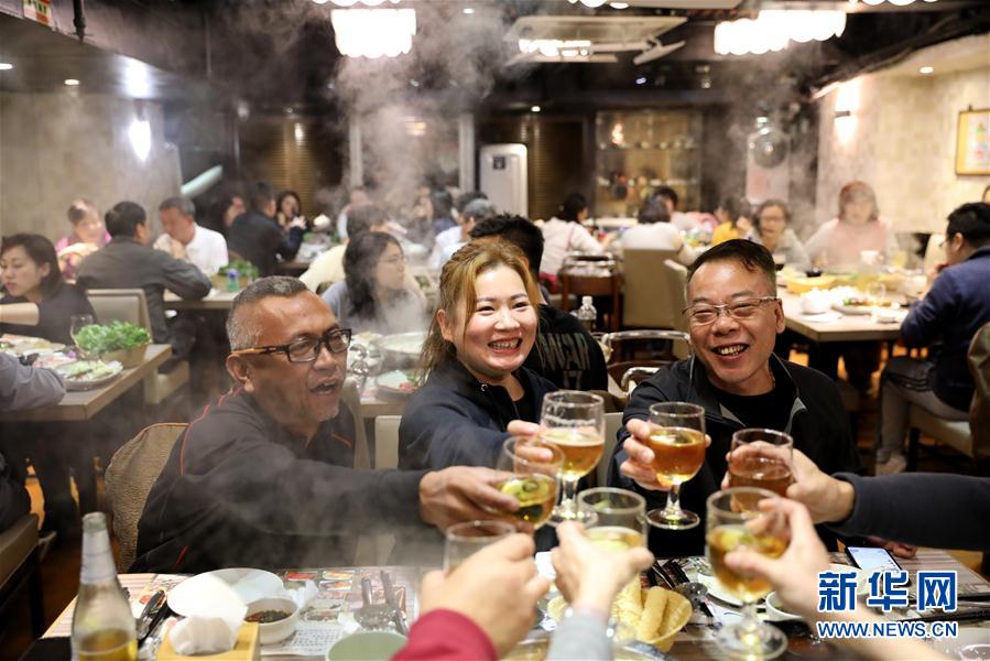 （香港故事&middot;图文互动）（5）香港美食：当&ldquo;米其林&rdquo;遇上&ldquo;黑珍珠&rdquo;