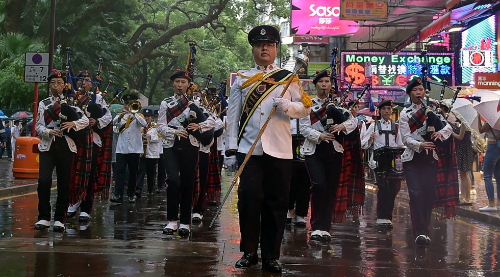 香港舉行巡游活動紀念抗戰勝利70周年