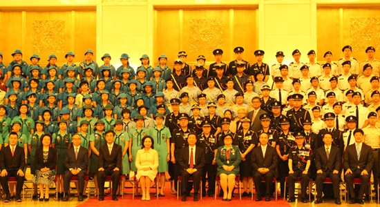 14家香港制服团体访京 李源潮会见并讲话