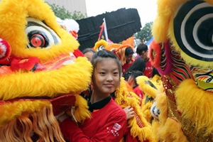 香港龙狮节元旦日起舞