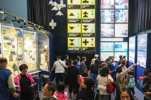 香港天文台开放日活动吸引众多市民
