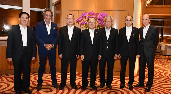 王志民會見香港六大商會負責人並宣講全國兩會精神