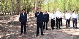 習近平在內蒙古巴彥淖爾考察