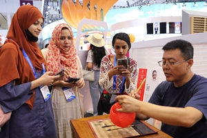 文博会20年：让世界看见文化中国